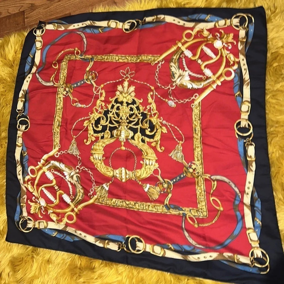 Vintage style panther print scarf - Picture 4 of 11